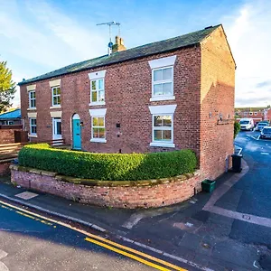 Ivy House Holiday home